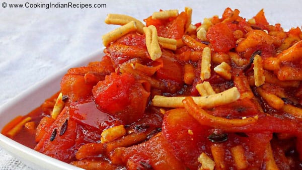 Sev-Tomato-Gravy-Recipe-Photo.
